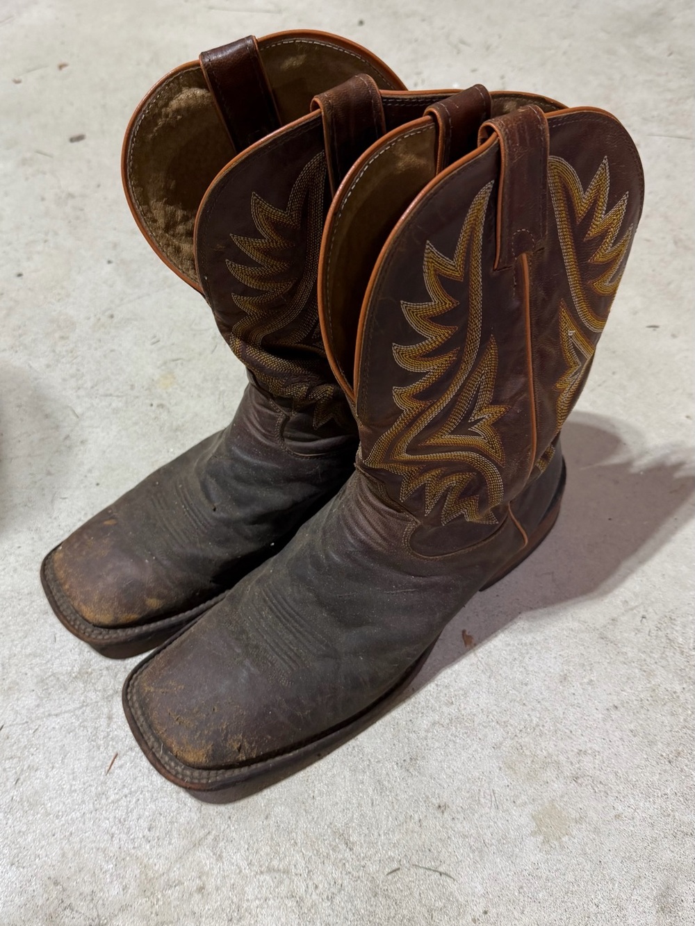 Men’s cowboy boots